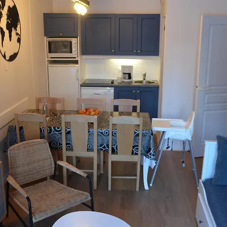 Pied De Pistes, 3 Etoiles Confort Dont Terrasse Et Piscine *